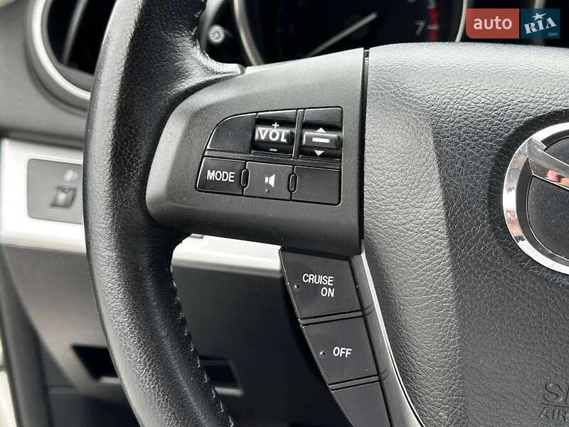 Хэтчбек Mazda 3 2012 в Львове