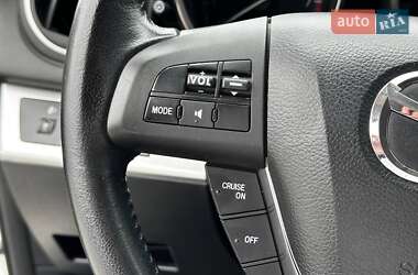 Хэтчбек Mazda 3 2012 в 