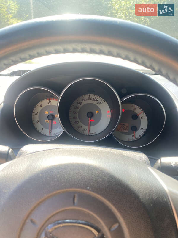 Хэтчбек Mazda 3 2008 в Виннице