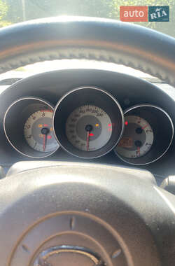 Хэтчбек Mazda 3 2008 в 