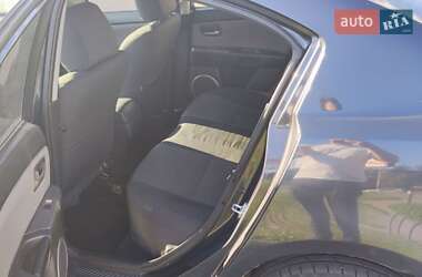 Седан Mazda 3 2006 в 