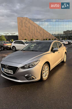 Хэтчбек Mazda 3 2016 в Мукачево