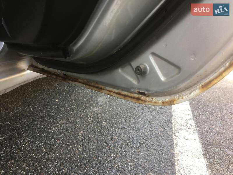 Хэтчбек Mazda 3 2006 в Киеве