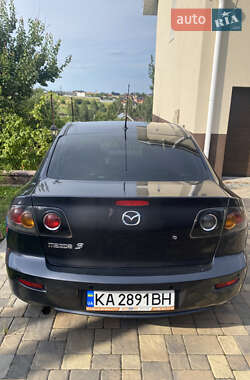 Седан Mazda 3 2006 в 