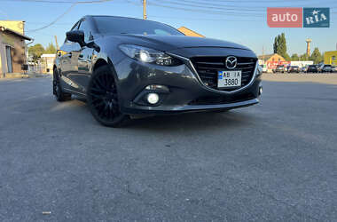 Mazda 3 2015