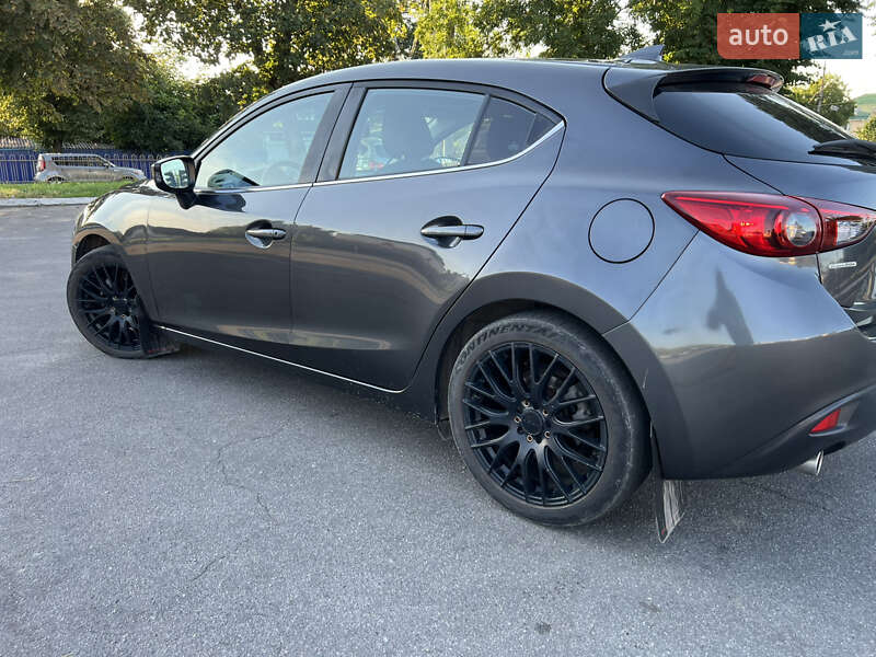 Хетчбек Mazda 3 2015 в Вінниці