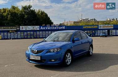 Седан Mazda 3 2005 в Киеве