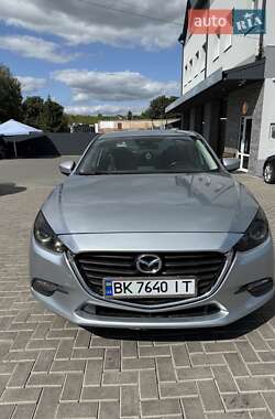 Mazda 3 2016