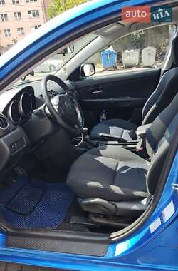Хэтчбек Mazda 3 2005 в 