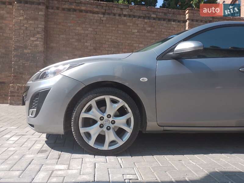 Хэтчбек Mazda 3 2010 в Черновцах фото 11 Хэтчбек Mazda 3 2010 в Черновцах