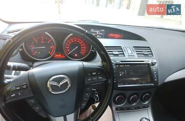 Хэтчбек Mazda 3 2010 в 