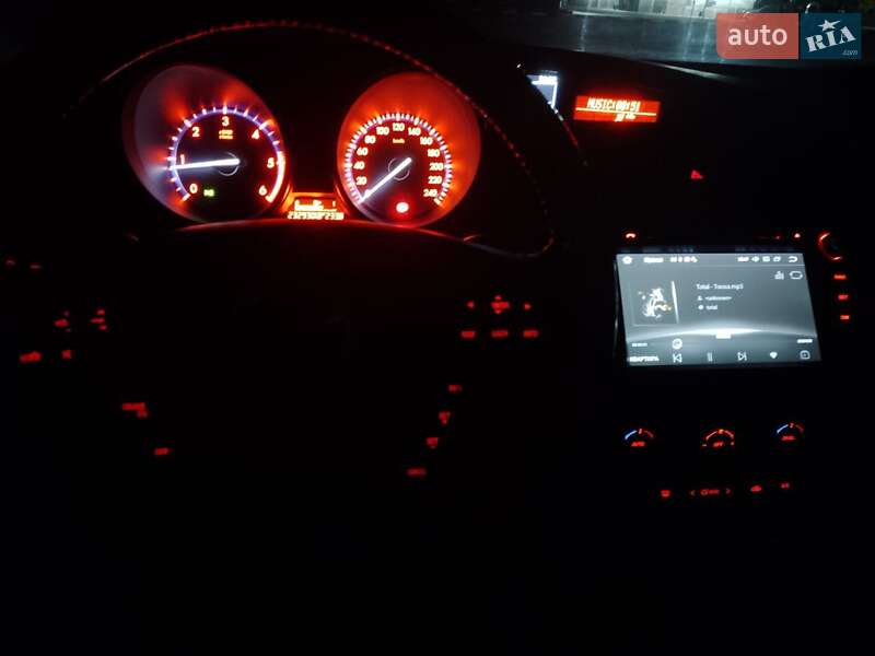 Хэтчбек Mazda 3 2010 в Черновцах фото 23 Хэтчбек Mazda 3 2010 в Черновцах