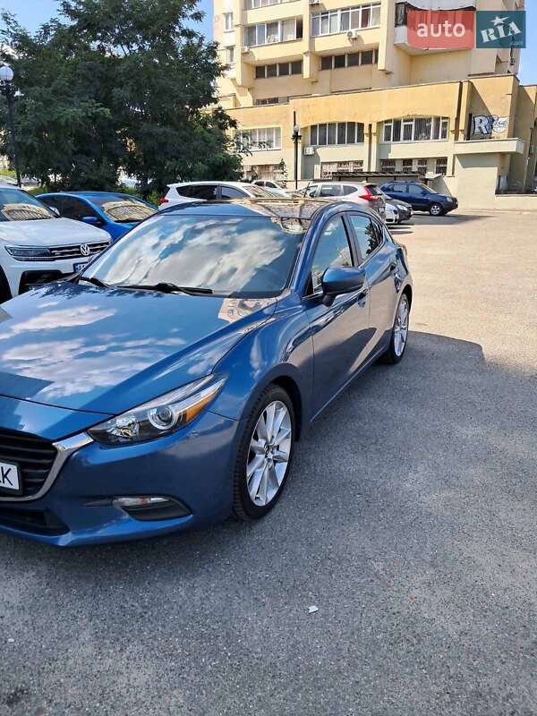 Mazda 3 2017