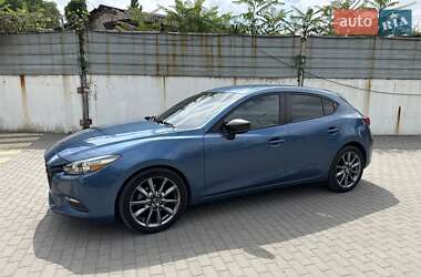 Хэтчбек Mazda 3 2018 в Днепре