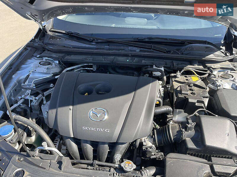 Седан Mazda 3 2020 в Киеве