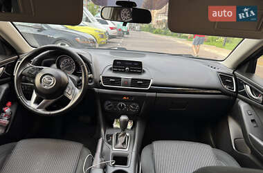 Седан Mazda 3 2013 в 