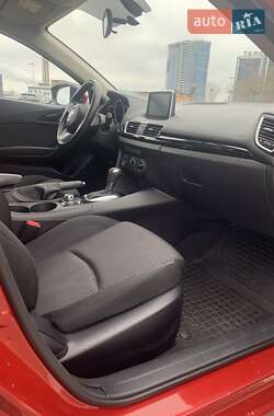 Mazda 3 2015