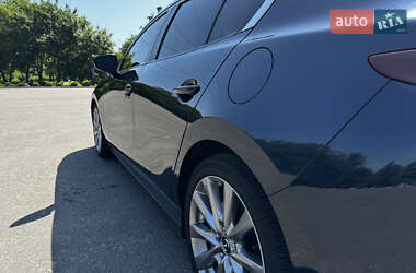 Седан Mazda 3 2019 в 