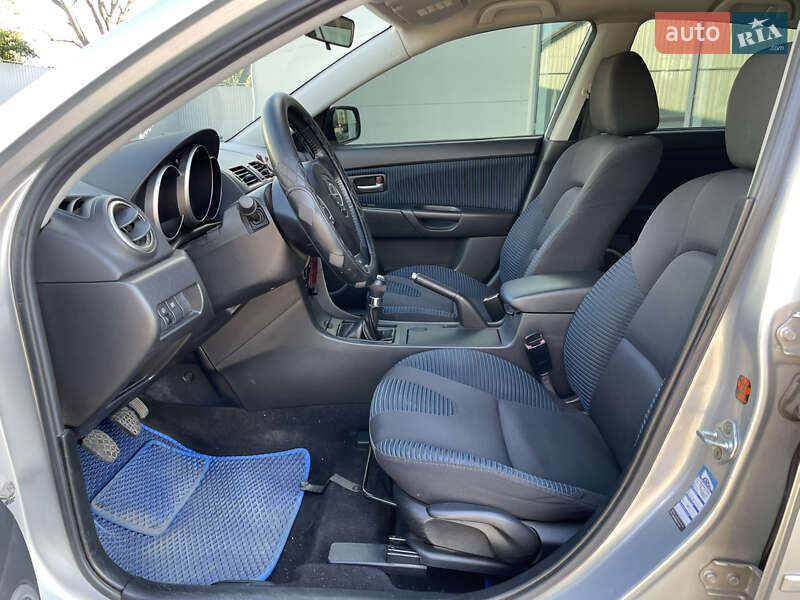 Хэтчбек Mazda 3 2005 в Полтаве