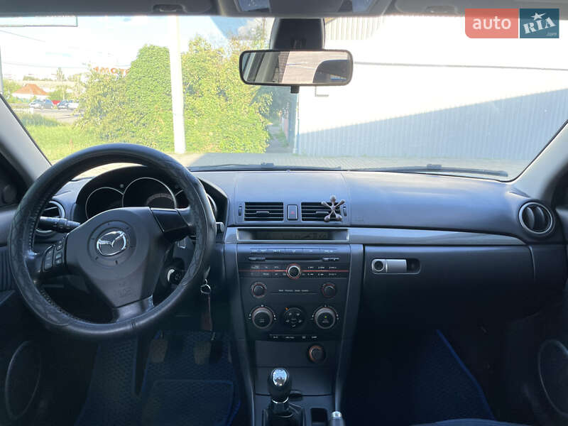 Хэтчбек Mazda 3 2005 в Полтаве