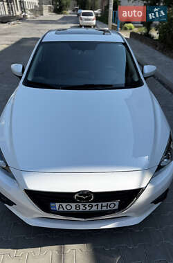 Mazda 3 2015