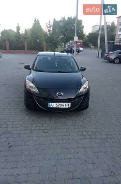 Седан Mazda 3 2010 в Обухові