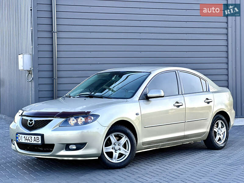 Седан Mazda 3 2005 в Кропивницком