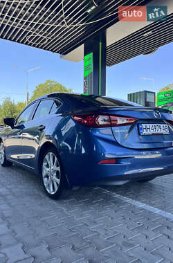 Седан Mazda 3 2018 в 