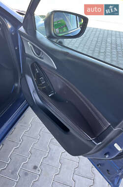 Седан Mazda 3 2018 в 