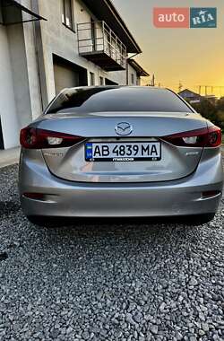 Седан Mazda 3 2016 в 