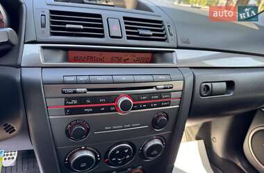 Хэтчбек Mazda 3 2007 в 