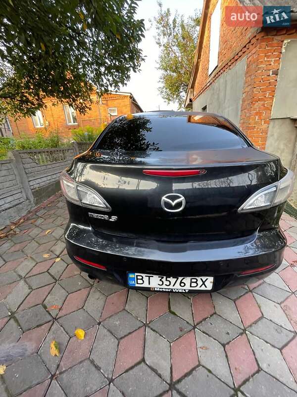 Седан Mazda 3 2012 в Хмельницком