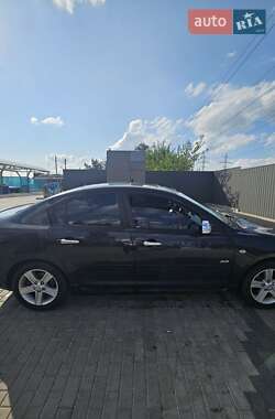 Седан Mazda 3 2005 в Демидове