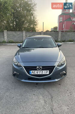 Седан Mazda 3 2015 в Каменском
