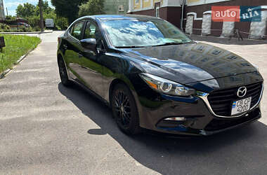 Седан Mazda 3 2017 в 