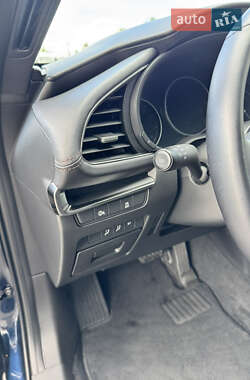 Хэтчбек Mazda 3 2023 в 