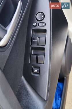 Хэтчбек Mazda 3 2012 в 