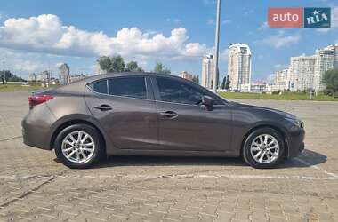 Седан Mazda 3 2013 в 