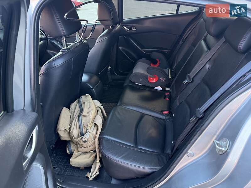 Седан Mazda 3 2015 в Софіївській Борщагівці фото 14 Седан Mazda 3 2015 в Софіївській Борщагівці