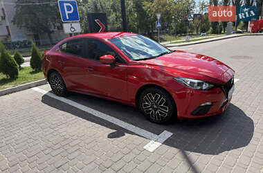 Седан Mazda 3 2015 в 