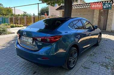 Седан Mazda 3 2017 в 