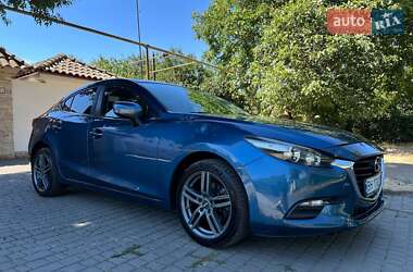 Седан Mazda 3 2017 в 