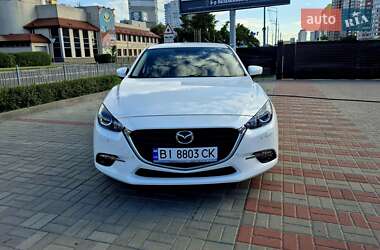 Седан Mazda 3 2017 в 