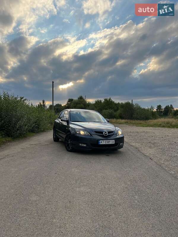 Хэтчбек Mazda 3 2008 в Долине