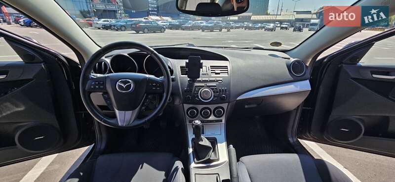 Хэтчбек Mazda 3 2010 в Киеве фото 12 Хэтчбек Mazda 3 2010 в Киеве