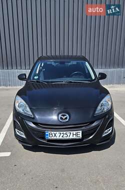 Хэтчбек Mazda 3 2010 в 