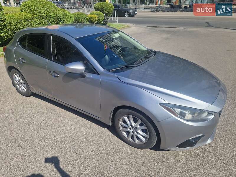 Хэтчбек Mazda 3 2014 в Днепре
