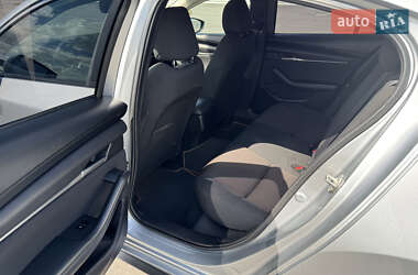 Седан Mazda 3 2019 в 