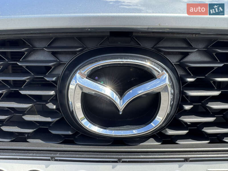 Седан Mazda 3 2019 в Львове