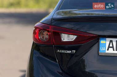 Седан Mazda 3 2017 в 